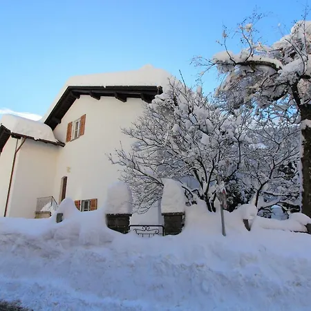 Cuore Delle Alpi Apartment